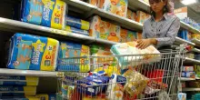 Caro-vita, l’inflazione a luglio resta stabile all’1,7%. Ma crescono i prezzi degli alimentari