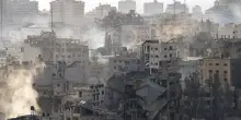 Gaza, Hamas apre alla liberazione degli ostaggi ma chiede nuovi negoziati. Israele avvia i preparativi per la prima fase del piano di Trump