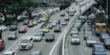Auto, la Commissione Ue avvia una consultazione sulle emissioni di Co2 di veicoli e furgoni nuovi