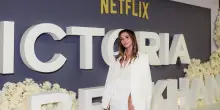 Victoria Beckham, la serie sull’ex Spice girl debutta oggi su Netflix