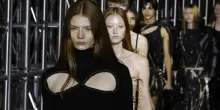 Revolve verso l’acquisizione di Dion Lee