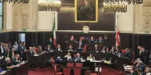 Inchiesta urbanistica a Milano, il sindaco Beppe Sala resta: le mie mani sono pulite. L’assessore Tancredi si dimette