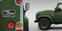 Il ritorno del mito: Classic Defender V8 di Land Rover, ispirata al fuoristrada di Winston Churchill, in soli 10 esemplari