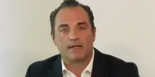 Stellantis, semestre debole ma outlook in ripresa. Il ceo Filosa: «Vediamo segnali positivi»