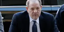 Weinstein colpevole aggressione sessuale, stallo su stupro