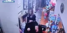 Aggredisce la moglie a Catania, 34enne arrestato