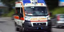 Modena, giovane accoltella genitori e sorella, ferendoli: arrestato