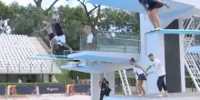 Internazionali, Errani e Paolini festeggiano col tuffo in piscina