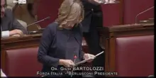 Caso Almasri. Bartolozzi indagata, maggioranza serena