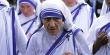 Madre Teresa di Calcutta entra nel calendario liturgico: vita e opere