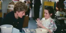 Gb, aperta la capsula del tempo di Lady Diana con una sua foto e un cd