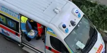 Sciacca, investe con l'auto una famiglia di turisti: grave una donna