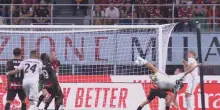Bonazzoli l'ha rifatto: altra rovesciata al Milan