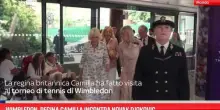 Wimbledon, regina Camilla incontra Novak Djokovic