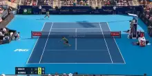 Alcaraz, super passante contro Rublev!