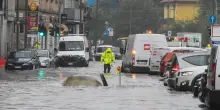 Meteo, allerta maltempo in diverse regioni d'Italia. VIDEO