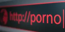Francia, i maggiori siti porno bloccano la loro attività