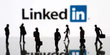 Dal 3 novembre Linkedin userà i dati degli utenti per migliorare l'AI