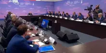 Putin apre forum asiatico a Vladivostok