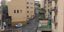Genova, indagato compagno donna morta precipitata da scale