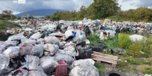 Terra dei fuochi, tonnellate di rifiuti in bene confiscato a clan