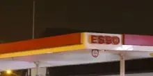 Esso, rete distribuzione passa a un Consorzio italiano di operatori