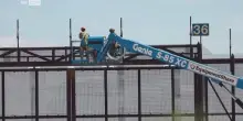 Usa-Messico, soldati installano filo spinato al confine