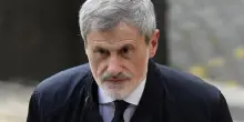 Alemanno da carcere: celle forno, politica dorme con aria condizionata