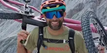 Chi era il biker Andreas Tonelli, influencer morto in Val Gardena