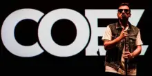 Coez annuncia un tour nei palazzetti: tutte le date dei concerti