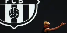 Lamine Yamal rinnova con il Barcellona