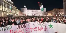 Cortei pro Gaza, scontri con la polizia a Torino