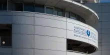 Francia: 'Gli ospedali si preparano a uno scenario di guerra'