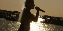 Tramonti a Nord Est, Elisa chiude con Emma e Dardust