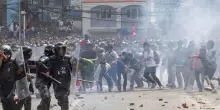 Nepal, proteste e scontri per il blocco dei social: morti e feriti