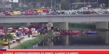 Algeria, autobus precipita da ponte: almeno 18 morti