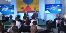 Mattarella: la scuola è veicolo per il futuro