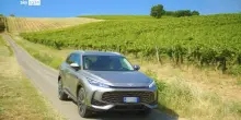 MG completa la gamma Hs con la Hybrid plus