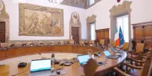 Medioriente, Meloni convoca vertice: 'Riprendere negoziati'