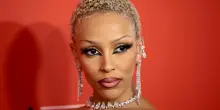 Doja Cat pubblica il video del nuovo brano Stranger e annuncia un tour
