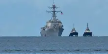 Venezuela, nave da guerra Usa arrivata a Trinidad e Tobago