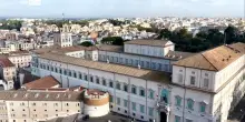 Papa al Quirinale, Mattarella: scintilla di speranza in M.O