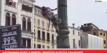 Matrimonio Bezos a Venezia, protesta in piazza San Marco