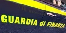 Cosenza, falso dentista con fatture da 1.500 euro: studio sequestrato