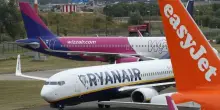 Wizz Air è la compagnia aerea che inquina meno al mondo: la classifica