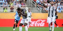 Il clamoroso autogol di Kalulu in Juve-Manchester City
