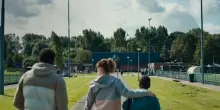 TRAILER Genitori a tutto campo, la nuova serie Netflix