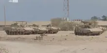 Gaza, carri armati dell'esercito di Israele al confine
