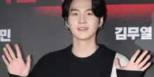 BTS, l'ultimo membro della band Suga si prepara al congedo