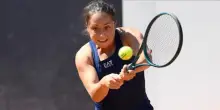Cocciaretto eliminata, Swiatek vince 6-1, 6-0